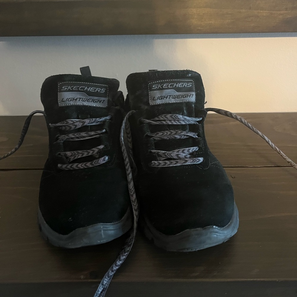Skechers women’s sneakers